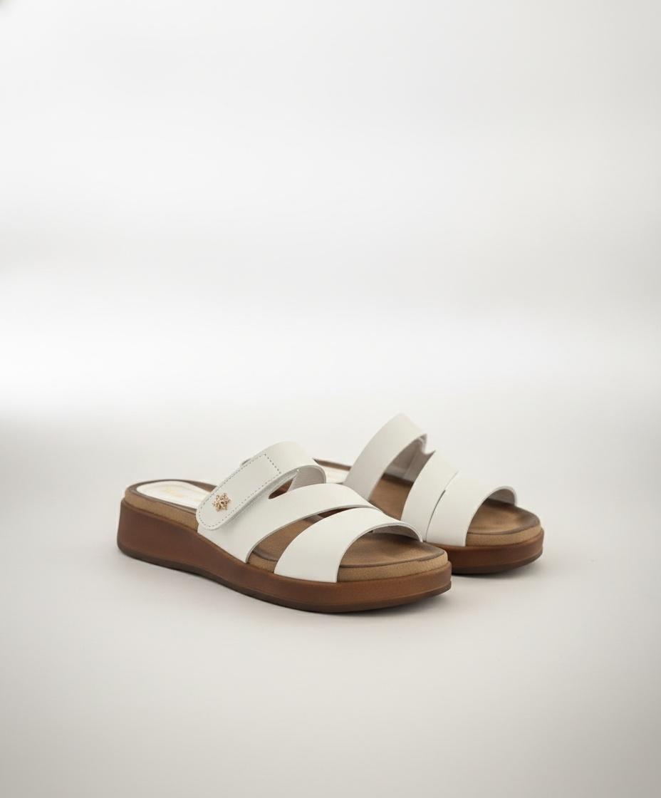 Sabot Cuir avec attache réglables  6