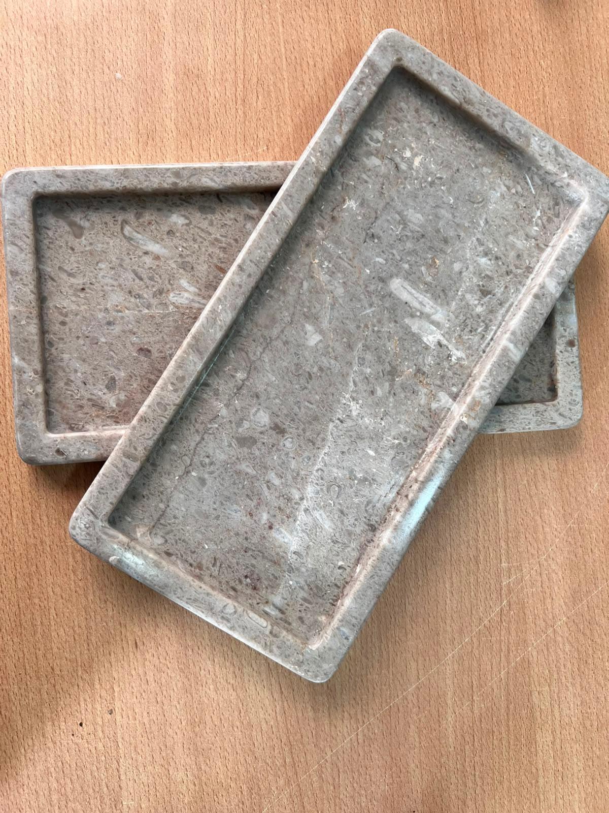 Plateau rectanguilaire en marbre grège dimension 15-30cm 2